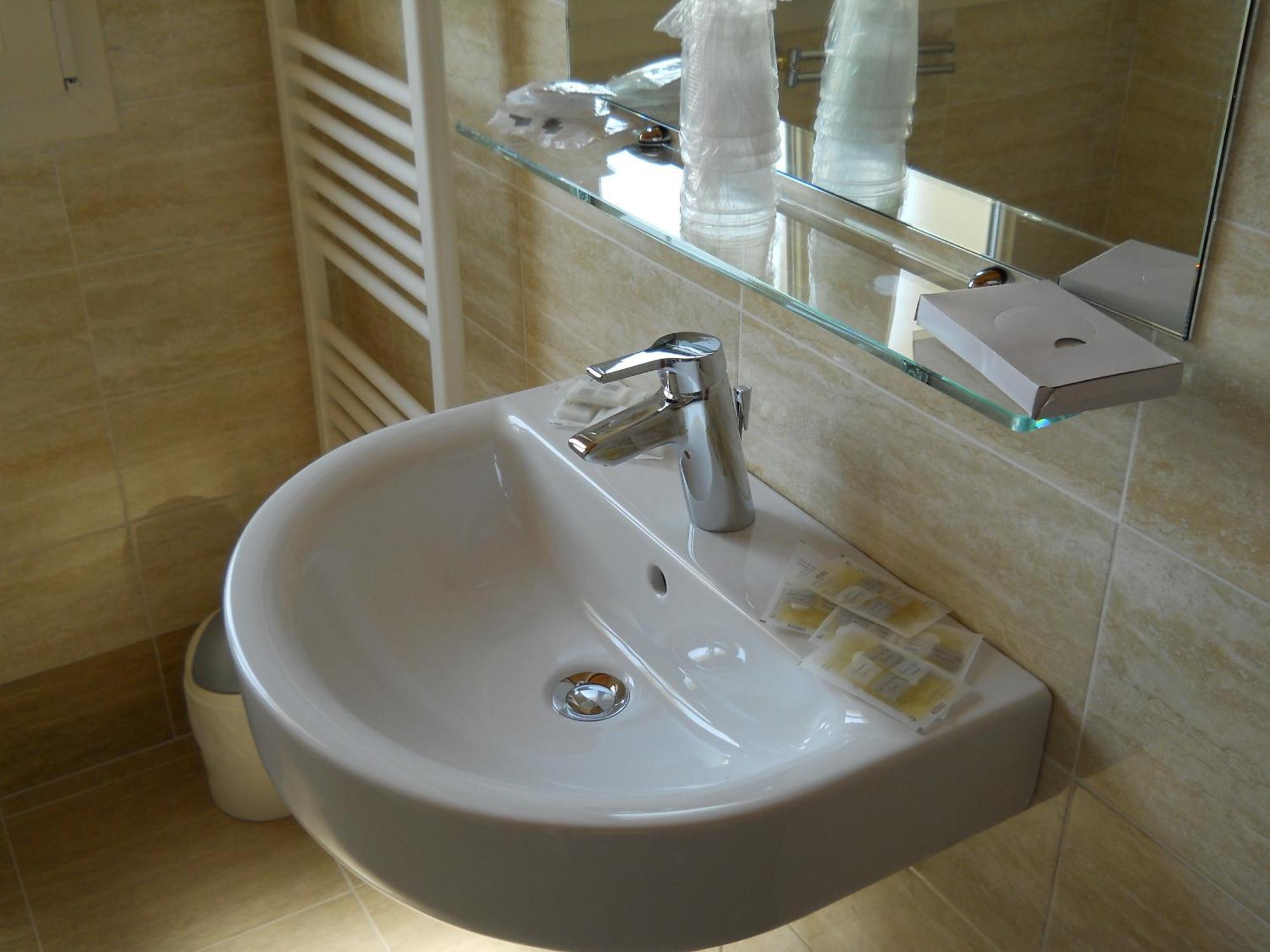 Hotel Favorita Cesenatico Extérieur photo