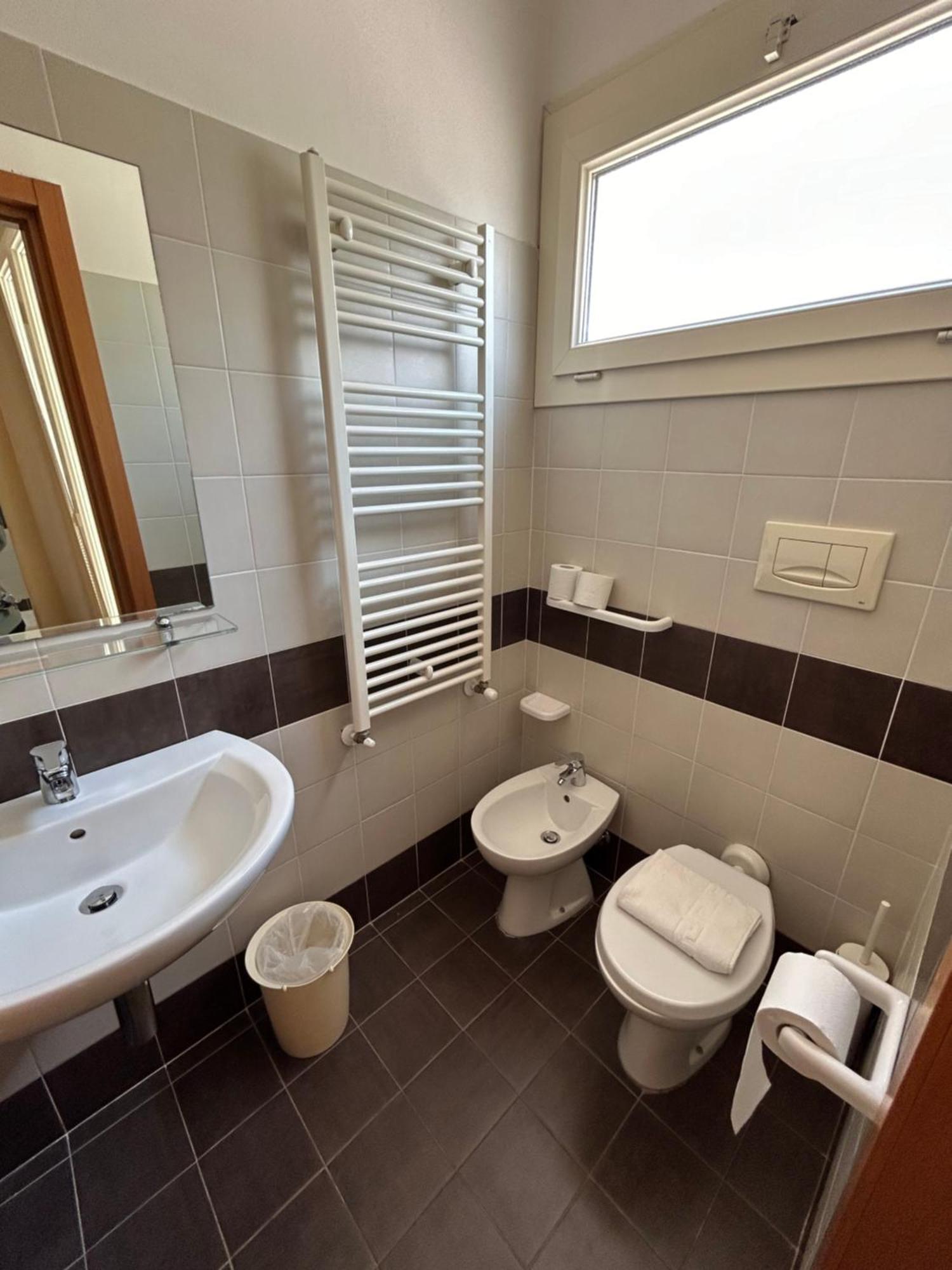 Hotel Favorita Cesenatico Extérieur photo