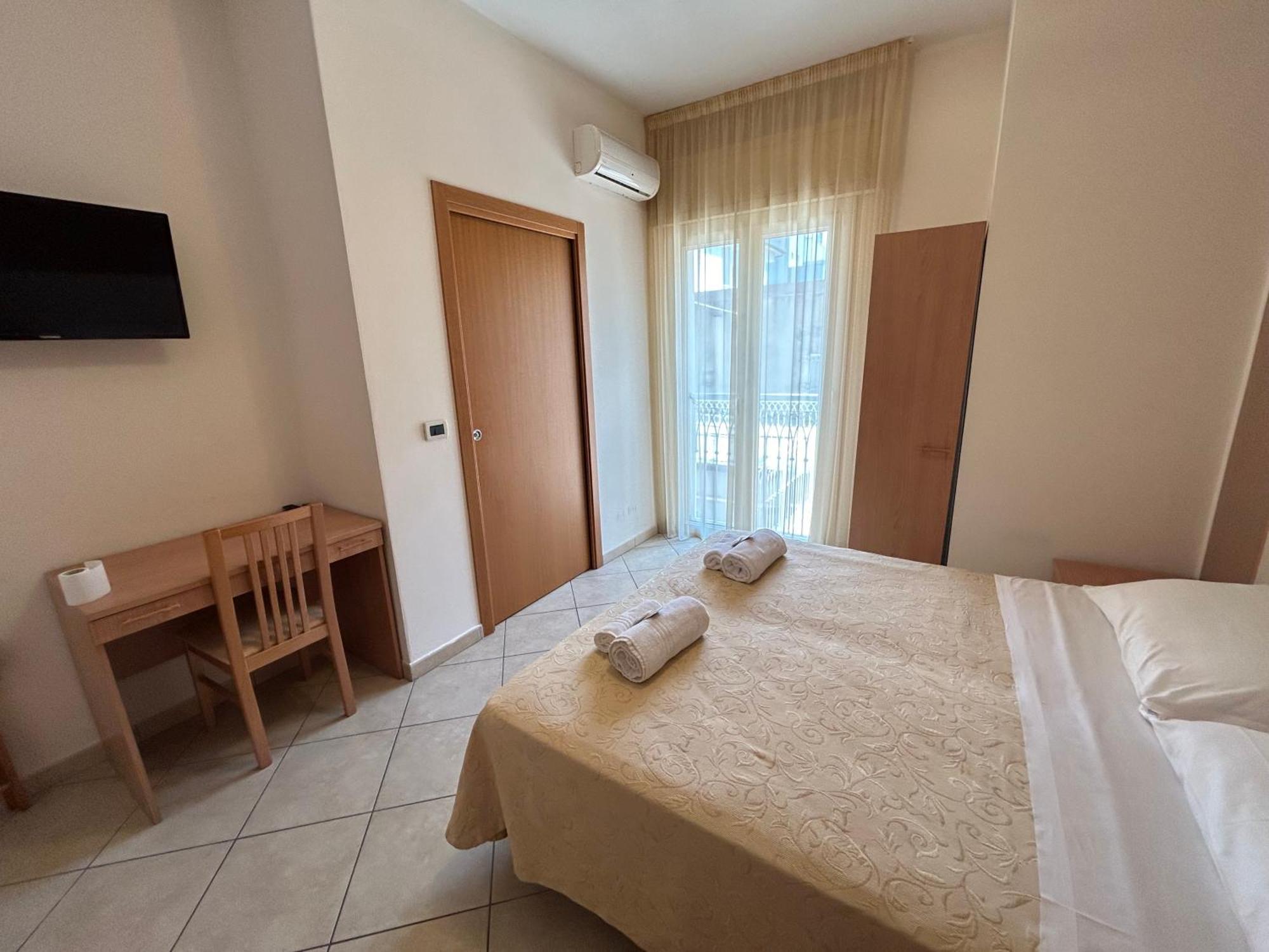 Hotel Favorita Cesenatico Extérieur photo