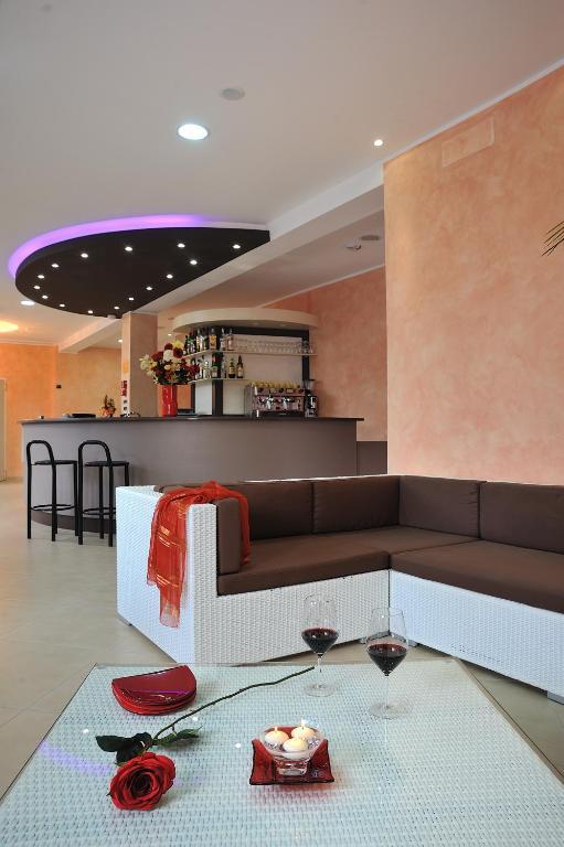 Hotel Favorita Cesenatico Extérieur photo